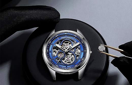 手表上門(mén)維修電話(huà) | 柏萊士腕表表鏡起霧解決法